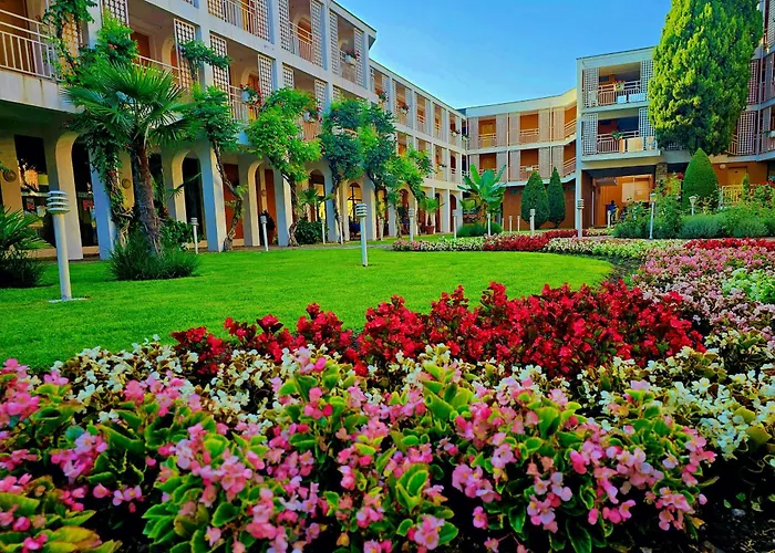 несебър бийч Hotel 4*